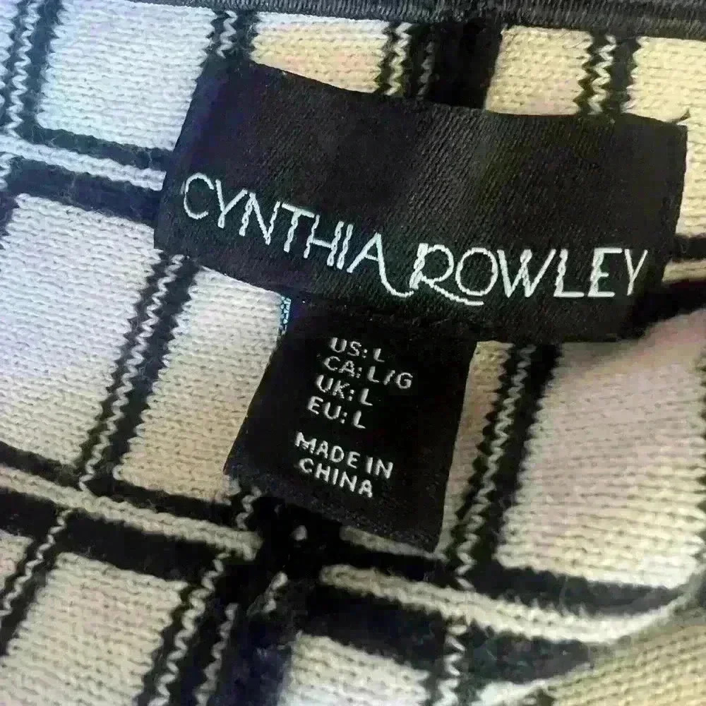Cynthia Rowley Skirt. Large. Good condition. Black and white elastic waist - Picture 9 of 11